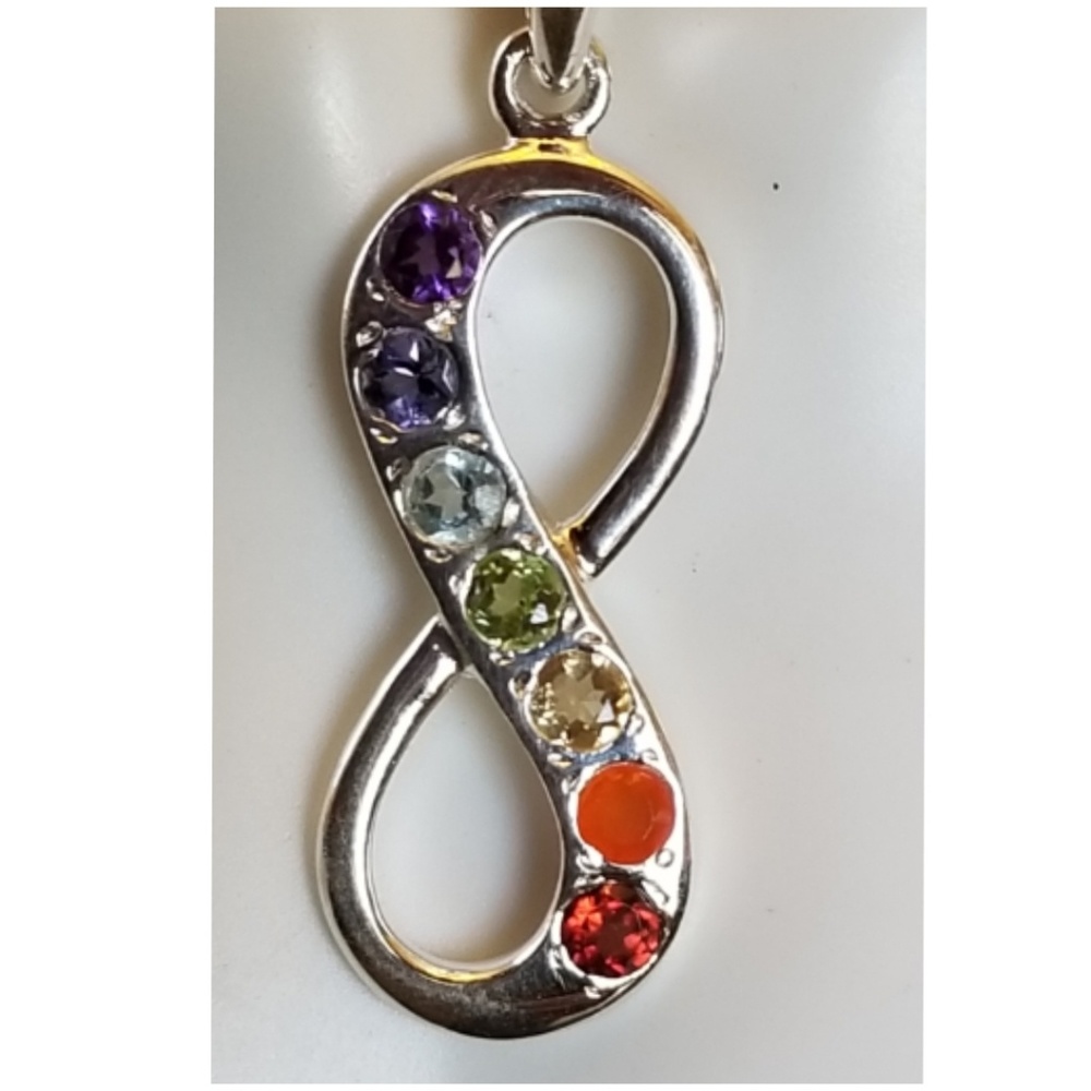 Genuine Gems Healing Infinity Chakra Pendant 1.5" - Picture 1 of 4